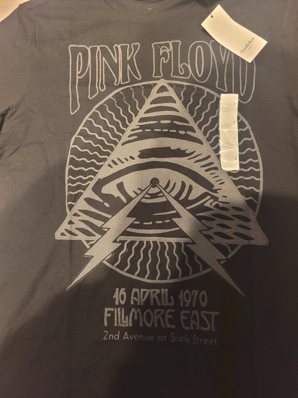 Nwt Pink Floyd Black Graphic Tee - Band Logo Short Sleeve Shirt Size Large - Picture 2 of 2